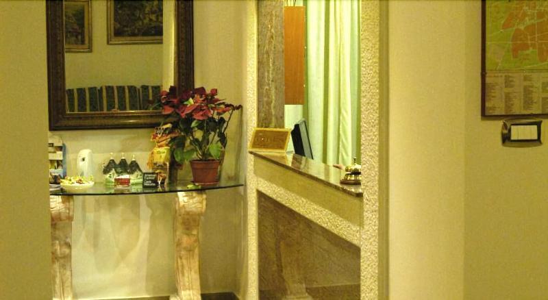 Hotel Riviera Trani Esterno foto